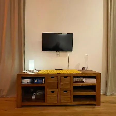 Apartman Neu Stephen Gill