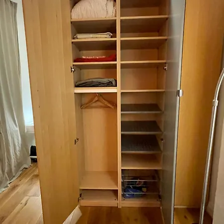 Neu Stephen Gill Apartman