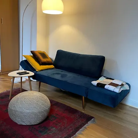 Neu Stephen Gill Apartment