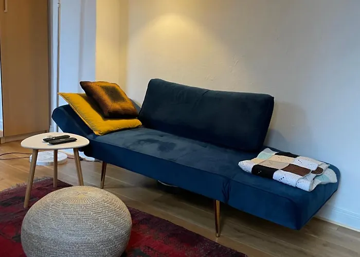 Neu Stephen Gill Apartment